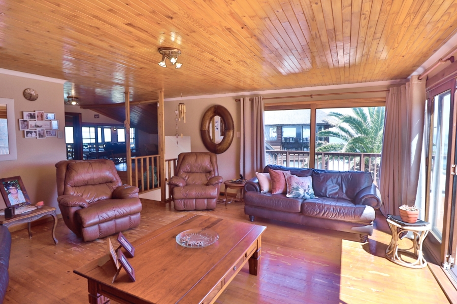 10 Bedroom Property for Sale in Dana Bay Western Cape